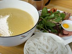 -德致祥云南过桥米线(云天小苑店)