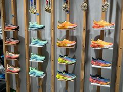 -HOKA(北京蓝色港湾店)