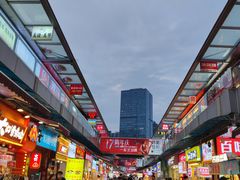 -万达广场(南昌红谷滩店)