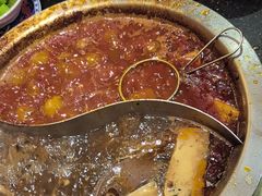 -沸炉重庆老火锅(军事博物馆店)