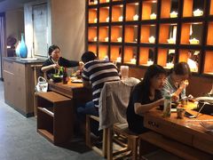 -呷哺呷哺(凯旋广场店)