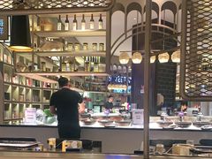-钱小奴海鲜自助黑金店(杭州滨江龙湖店)