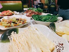 -燚店·铁板鱼蛙·烤肉·烤串(北新桥店)