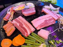 -豚豚家돈돈가韩国锅盖烤肉(新北万达店)