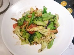 -闻见中国海南菜(K11店)