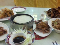 烤鸭一套加香芋卷和海蜇丝-全聚德(长江路店)