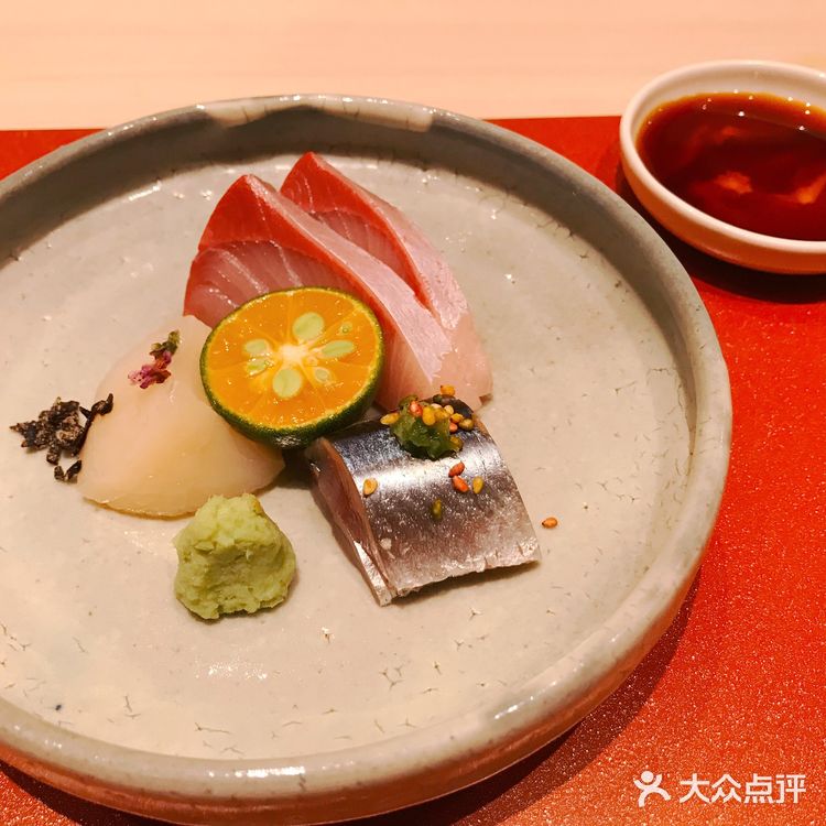 说到平价寿司，怎么能遗漏鮨金兰呢？