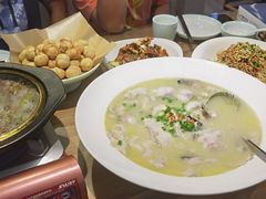 -严记小天府酸菜鱼(西四路店)