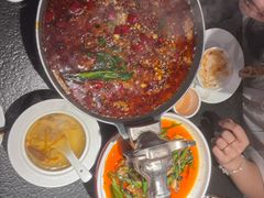 -万重锦·人文川菜馆(骡马市店)