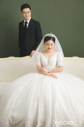 -雪中彩影婚纱摄影·微光艺术中心