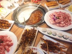 鸳鸯锅-季季红火锅(长沙步行街店)