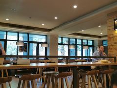 大堂-星巴克(上海交通大学店)