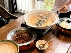 -湘力力小院·鱼汤泡饭(枫林路店)