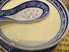 -广信牛奶甜品世家(台东店)
