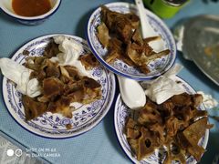 -马尔龙新疆饭店·清真(瑞景店)