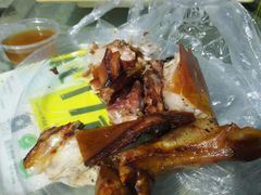 -亚龙湾8号(丁村万人海鲜广场店)