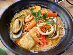 -圣罗兰叻沙茶餐厅(金峰路店)