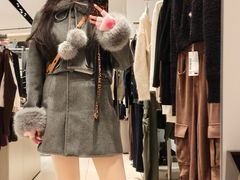-URBAN REVIVO(七宝领展广场店)