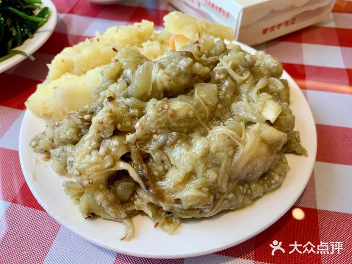 王云花羊架莜面馆(青山店)凉菜拼盘图片