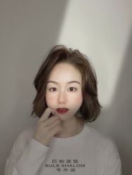-BULB STUDIO 巴柏明星发型工作室