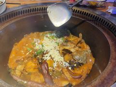 -山河屯铁锅炖·非遗东北菜(南山店)
