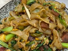 -老头爱马仕酸豇豆炒饭(丰富路店)