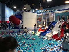 -青岛嘉年华主题乐园