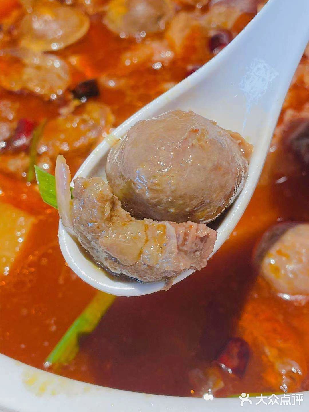 这家牛杂煲也太好吃啦❗️❗️柠檬茶也是一绝🔥