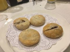 玫瑰花饼-涵苑私宴定制(外滩店)