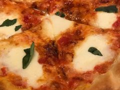 -WOLFGANG PUCK KITCHEN & BAR(迪士尼小镇店)
