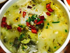 -渝是乎川渝小炒(新世界百货望京店)