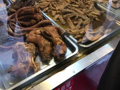 -王浩儿纪六孃甜皮鸭(乐山总店)