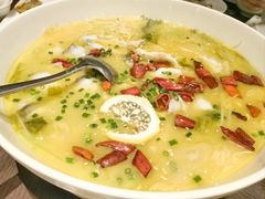 柠檬酸菜鱼-北海银滩皇冠假日酒店-德丰楼中餐厅