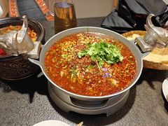 -万重锦·人文川菜馆(骡马市店)