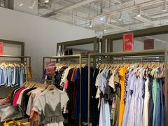 -URBAN REVIVO(北京斯普瑞斯奥特莱斯店)