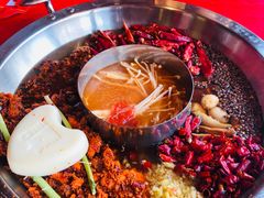 -谭鸭血老火锅(漳州路店)