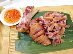 -渔意楼·驰名沙田乳鸽(五羊旗舰店)
