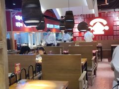 大堂-怪噜范·老贵阳街头名小吃(鸿通城店)