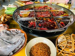 -正南齊北重庆老火锅(光华村直营店)
