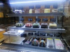 面包甜点陈列柜-野上麦田(中贸广场店)