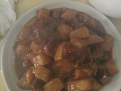 土豆烧牛腩-华春餐馆(鱼山路店)