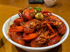 -琥珀老六龙虾(四里河店)