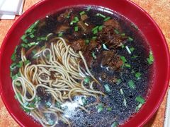 -小龙大肉面馆