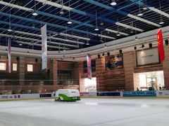 -冠军冰场(环球中心店)