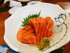 三文鱼刺身-天手古舞居酒屋(889广场店)