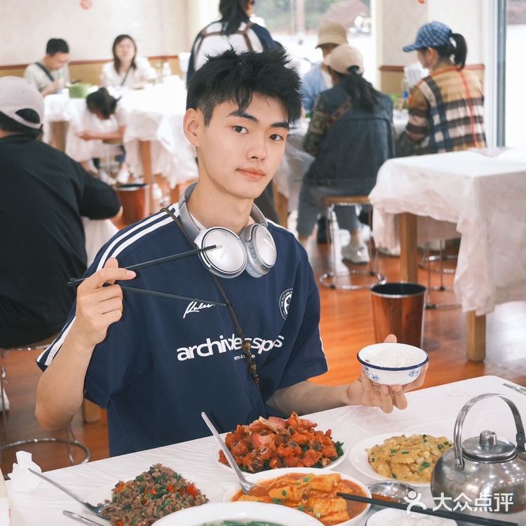 丽江最后一顿选择的这家，有被好吃到，人均才50