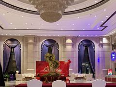 -湖北文旅洪宾红莲湖酒店