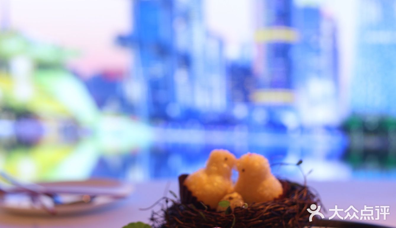 在北京,与“小蛮腰”共晚餐