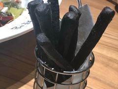 蘸汤吃的黑油条-太二酸菜鱼(福州泰禾店)