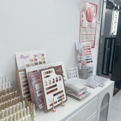 -SZ轻奢自助美甲美睫
